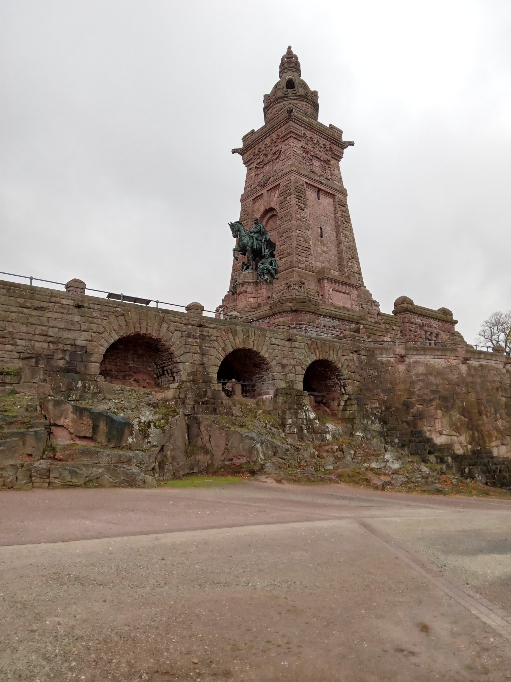 Freiheit vor Frieden?